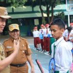 Hari Pertama Sekolah, Tri Adhianto Pastikan MPLS Ramah di Kota Bekasi Berjalan Aman dan Humanis